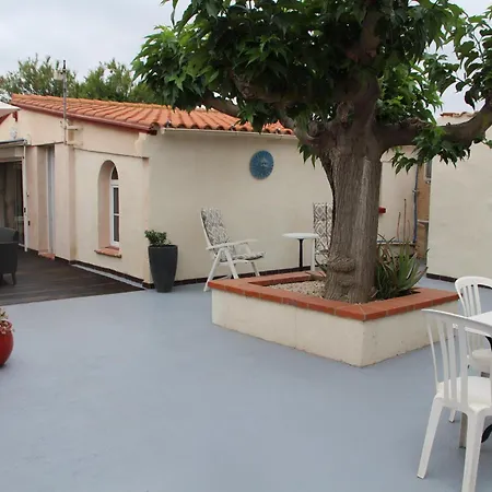 Le Casot